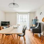 T2 avec Superbe Balcon à Paris 17ème